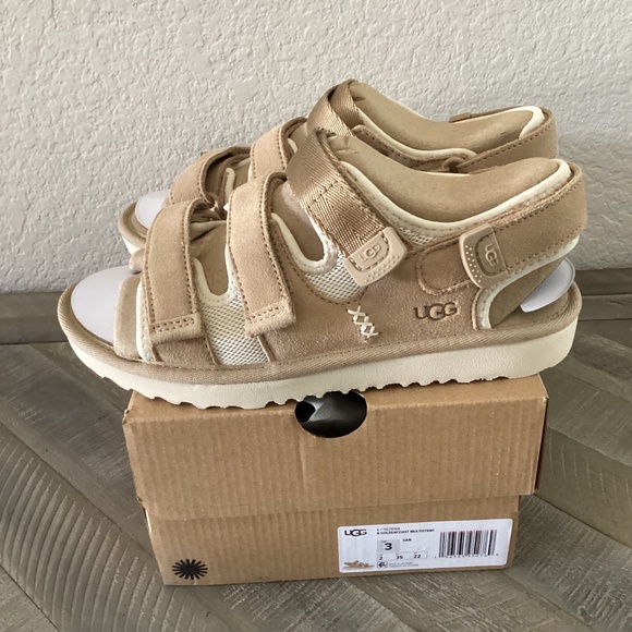 UGG Kids' GoldenCoast Slingback Sandal, size 3